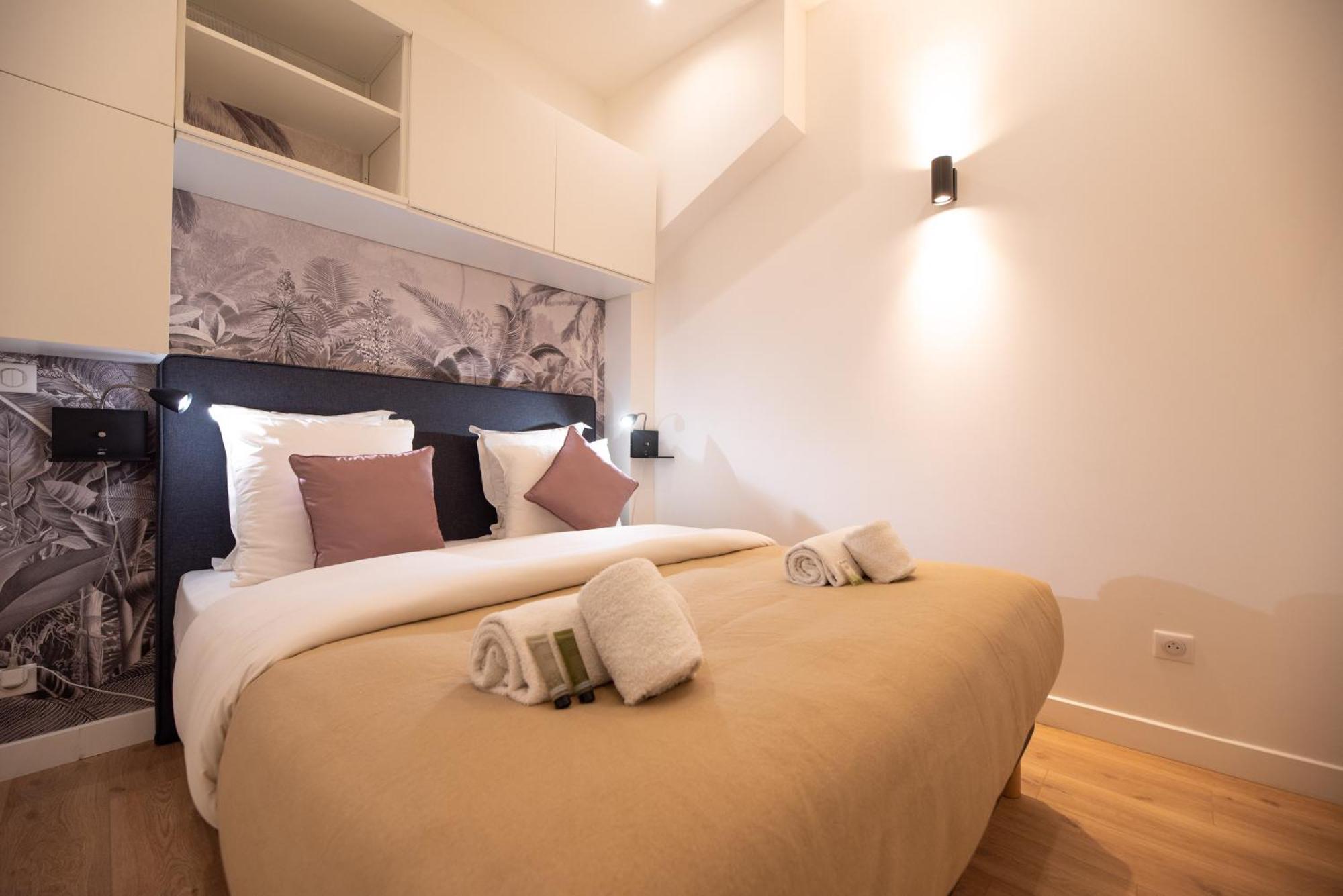 Beautiful In Saint Germain Des Pres Apartment Paris
